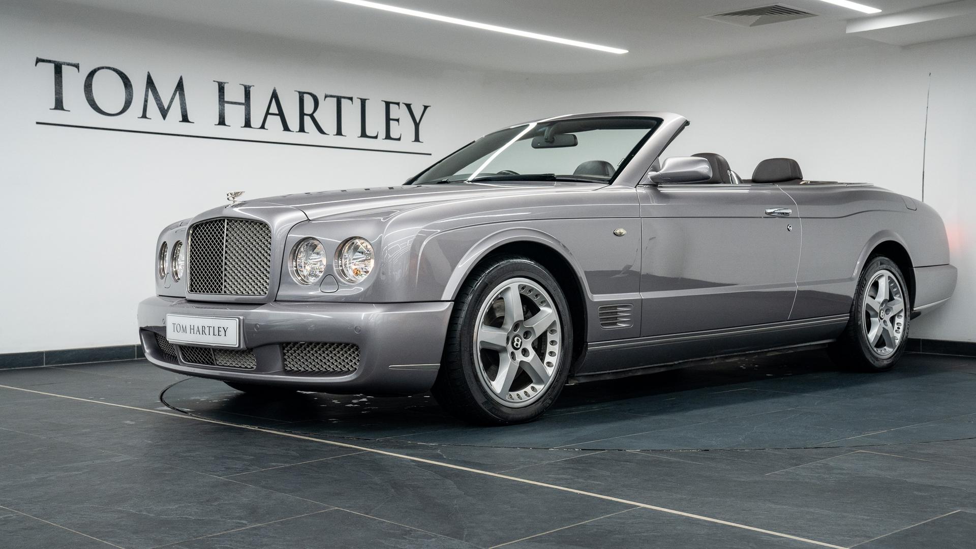 Bentley Azure Photo bc881595-7694-4c64-b985-5638c88682d3.jpg