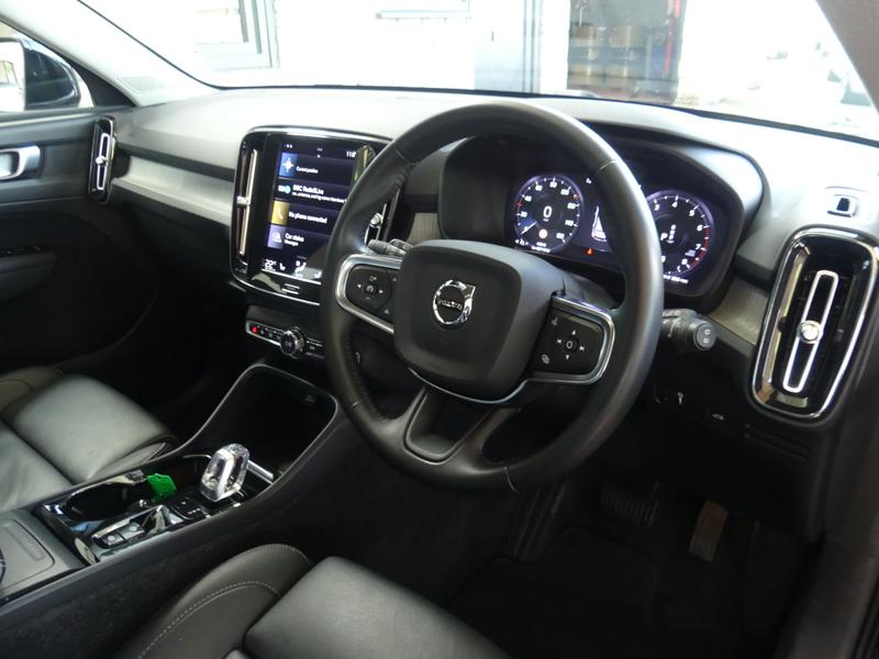 Volvo XC40 Photo bc8d8db9-b0e9-40ba-b635-dc82d9757a9d.jpg
