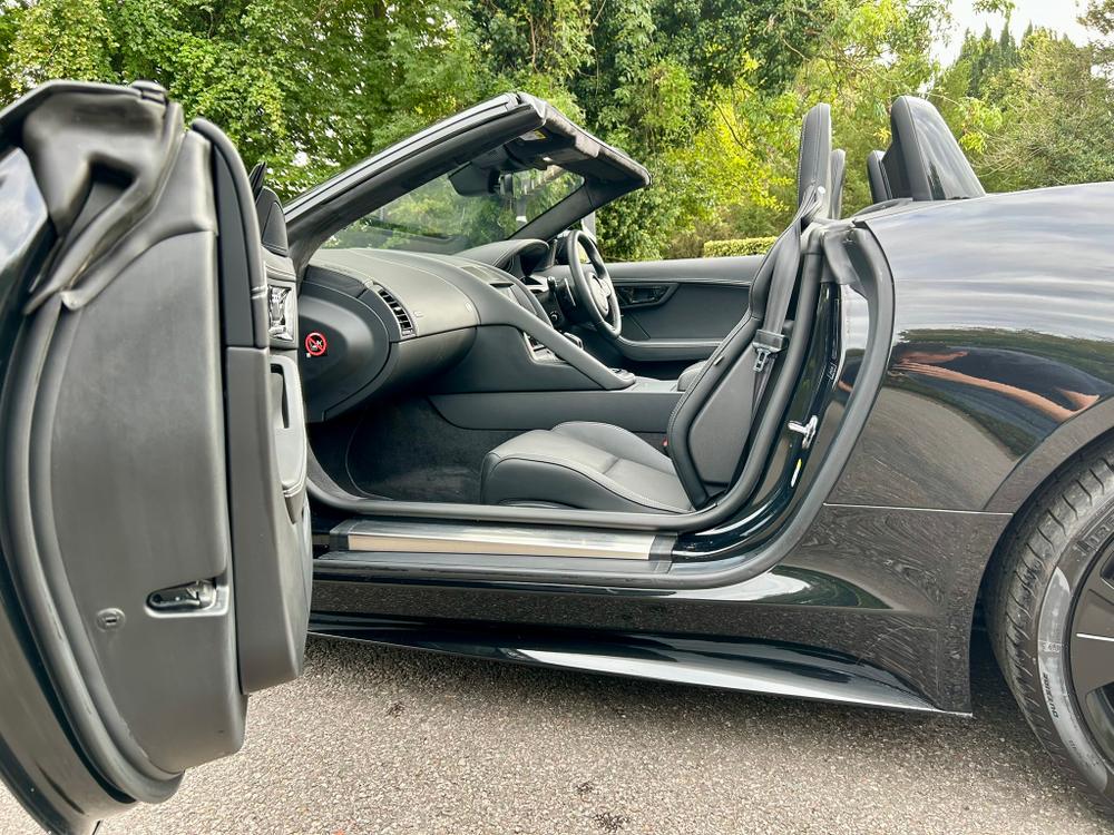 Used Jaguar F-Type LN23YFP 25