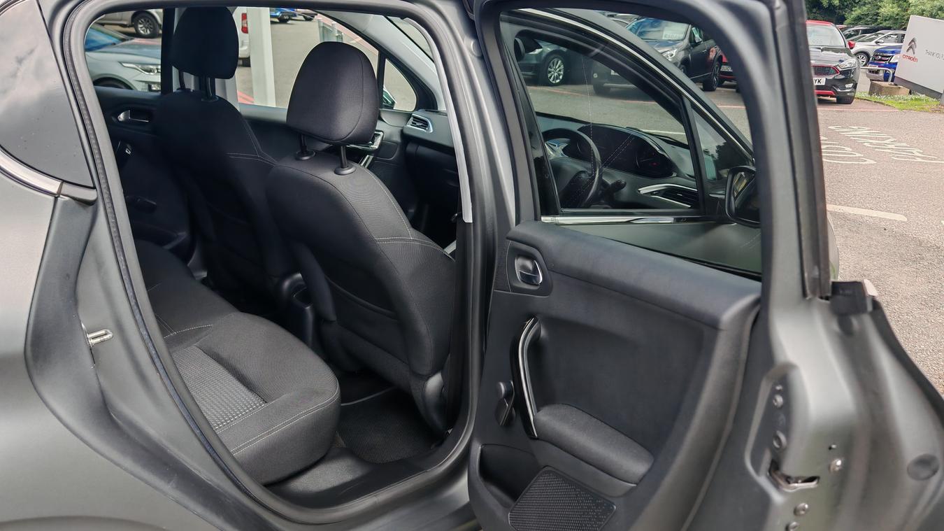 Used Peugeot 208 WG67UPK 14