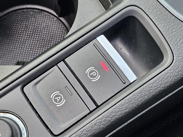 Audi Q3 Photo bcba0f59-a32d-4b63-b9ee-ded7464107a7.jpg
