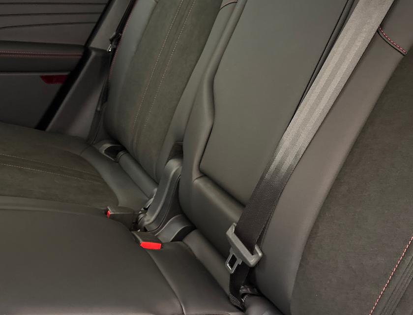 Ford Kuga Photo bccf997f-649a-49d1-be54-e043f6a7d2fc.jpg