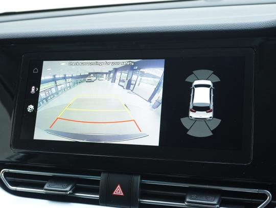 Kia Niro Photo bccff0e7-9f4a-467d-9569-ae879ee63934.jpg