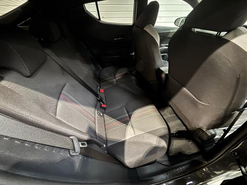 Toyota C-HR Photo bcd183ff-f31f-48f7-9515-d521289d78c0.jpeg