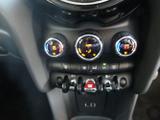 MINI Hatch Photo 23
