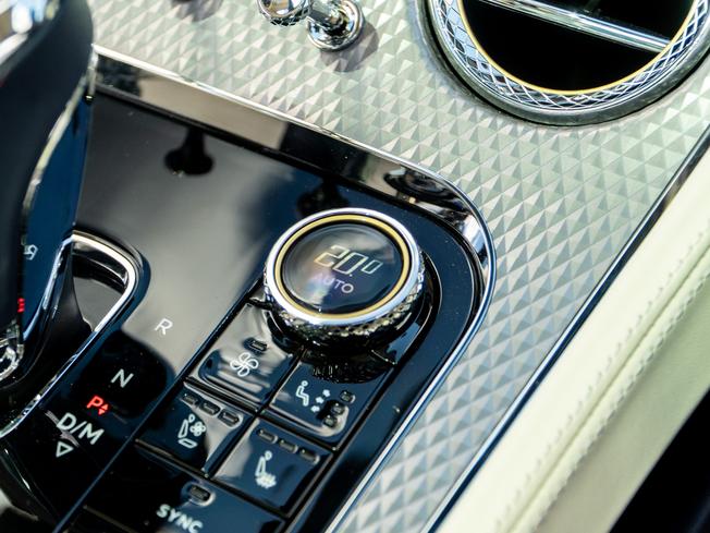 BENTLEY Continental GT  Photo 27