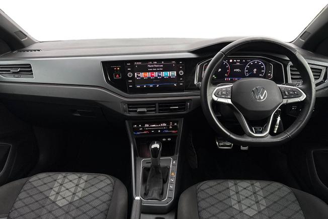 VOLKSWAGEN Taigo Photo 12