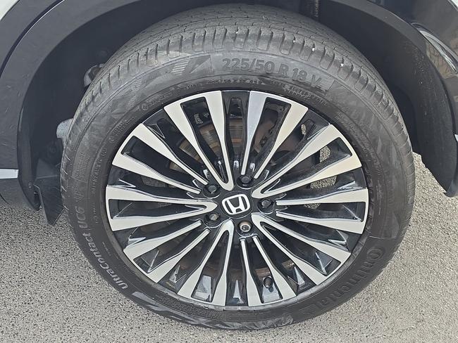 Honda e:Ny1 Photo bd09f12c-9d36-48f6-a459-82a80a1e286a.jpg