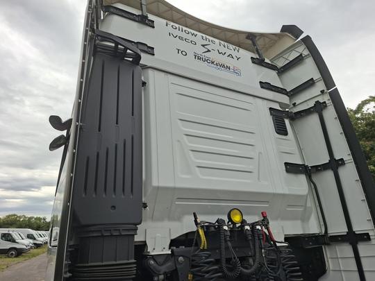 Iveco S-WAY 500hp Photo