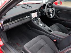 PORSCHE 911 Photo 3