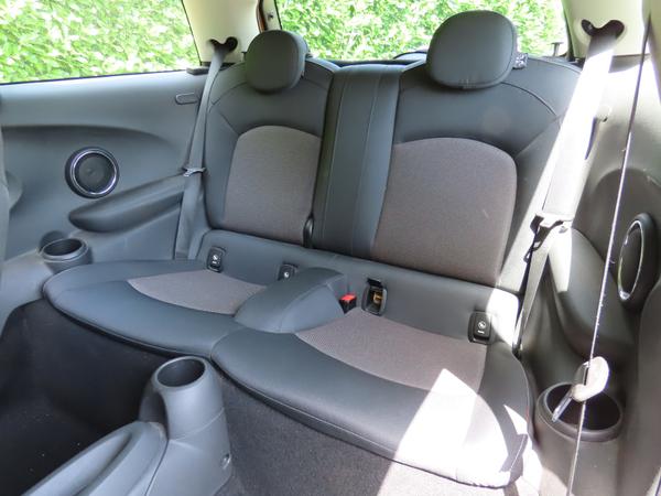 Used MINI Hatch GV15RNE 13