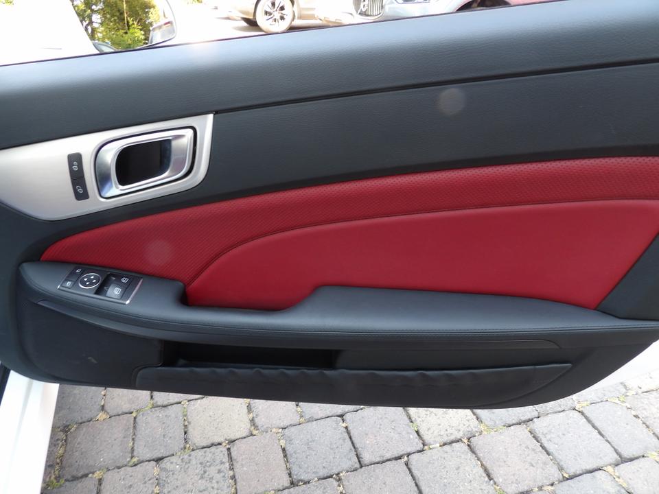 Used Mercedes-Benz SLK YS14TOV 8