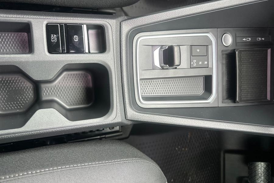 Ford TRANSIT CONNECT Photo bd41a696-2e4e-44c3-826b-70ca44e46f31.jpg