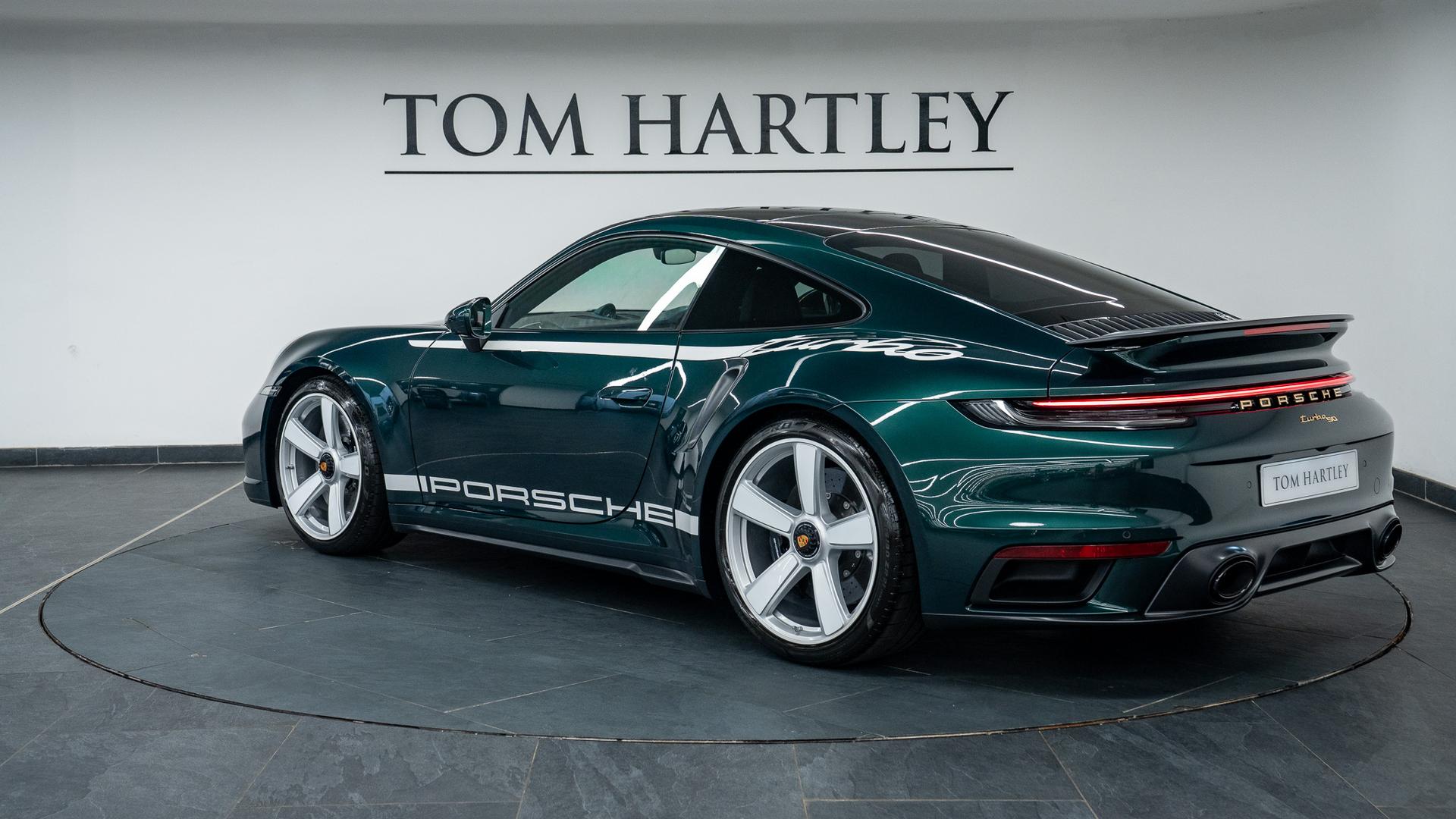 Porsche 911 Turbo S Photo bd41f78d-f00e-4784-91e2-f4b30c39cc69.jpg