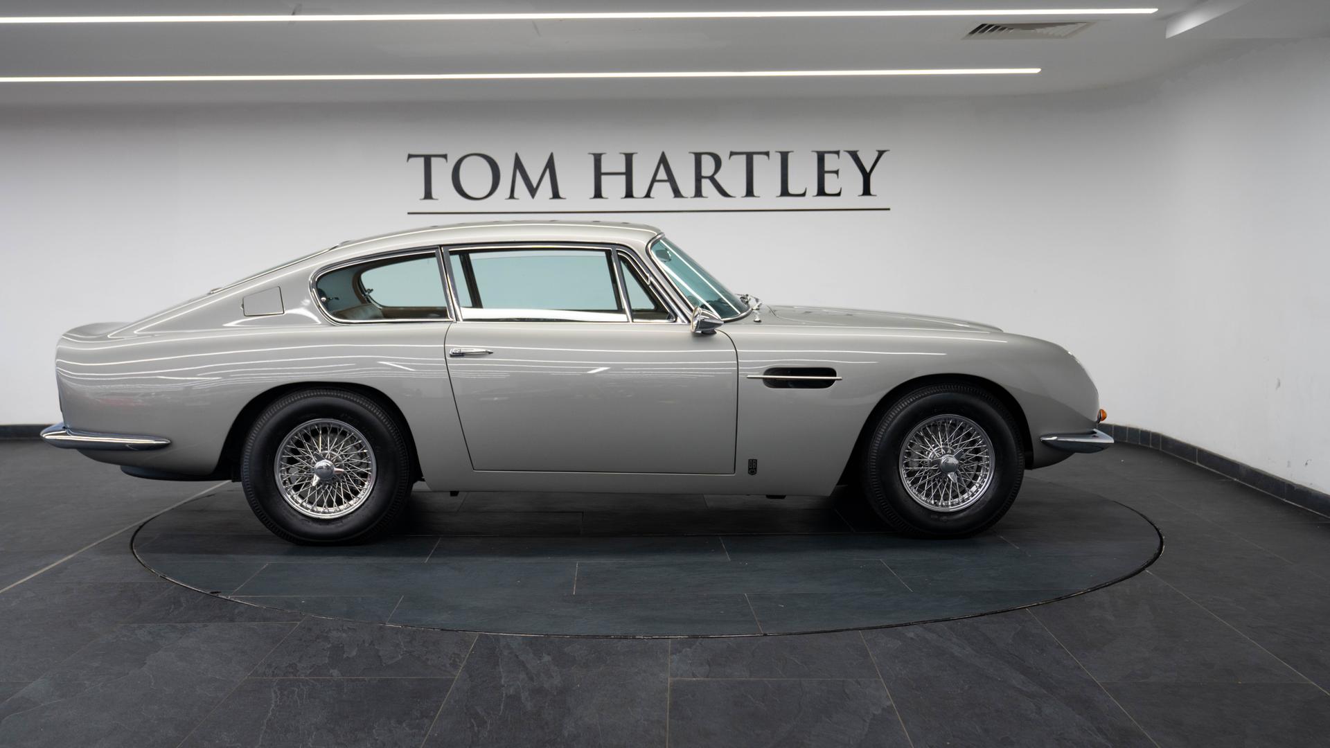 Aston Martin DB6 Photo bd4ef641-c7a1-47fc-b6aa-693e06de60c4.jpg
