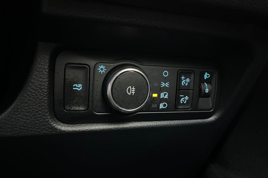 Ford RANGER Photo bd52f0eb-4ed3-40e8-8240-966a1113b53d.jpg
