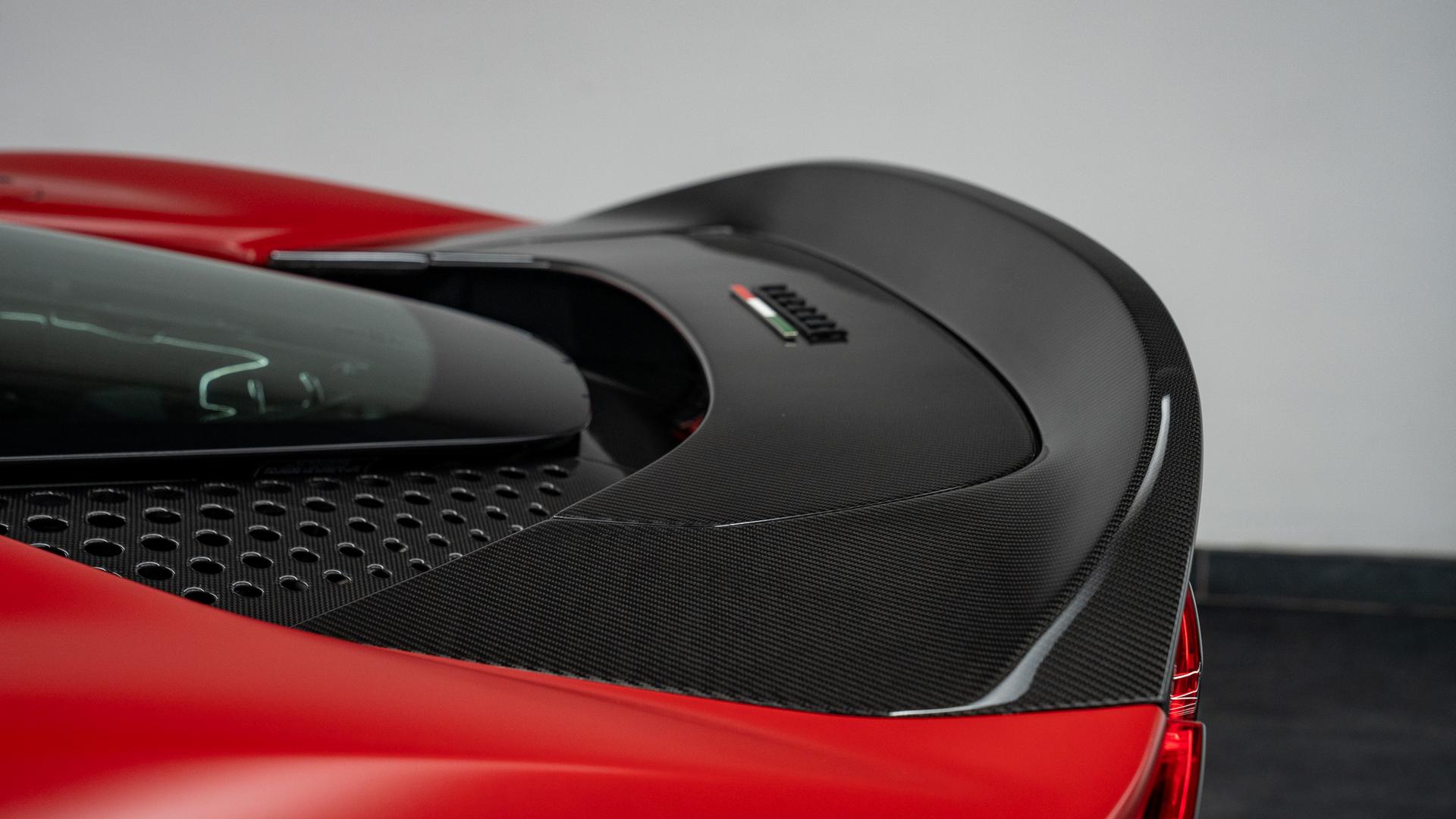 Ferrari SF90 Spider Photo bd6cf16e-4f4a-49d6-9735-2071a9acae40.jpg