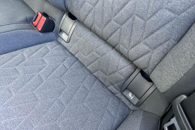 Volkswagen Golf Photo 45