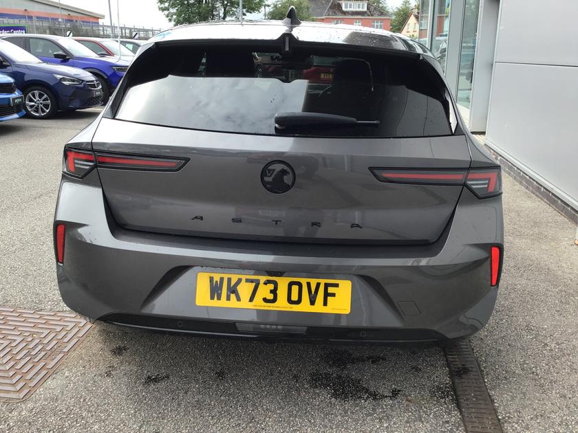 Vauxhall Astra Photo bd7e7b70-b1a5-45a3-aaeb-0a92029ab3d1.jpg