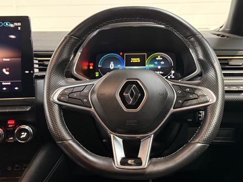 Renault Captur Photo bd8a4c98-2d23-408c-9b63-c4ebec895d17.jpeg