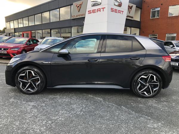 Used 2020 Volkswagen ID3 FIRST EDITION £22,500 22,512 miles GREY Sinclair  Direct