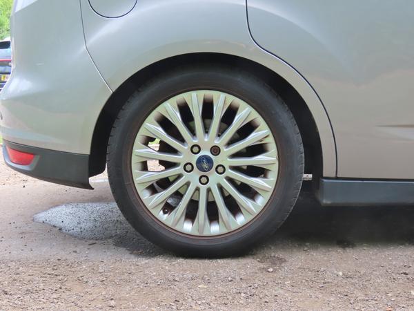 Used Ford C-Max EA61TOJ 9