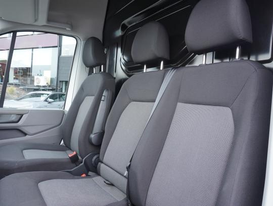 Volkswagen Crafter Photo bda37461-36e5-4ab8-9e8f-2b2fe4e93e45.jpg