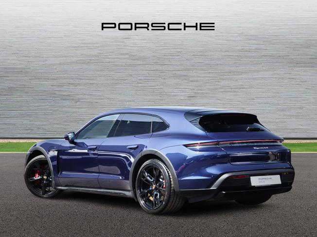 PORSCHE Taycan Photo 2