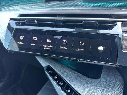Peugeot 3008 Photo bda584e9-bed0-48c8-9fb0-b11ea54ef1b3.jpeg