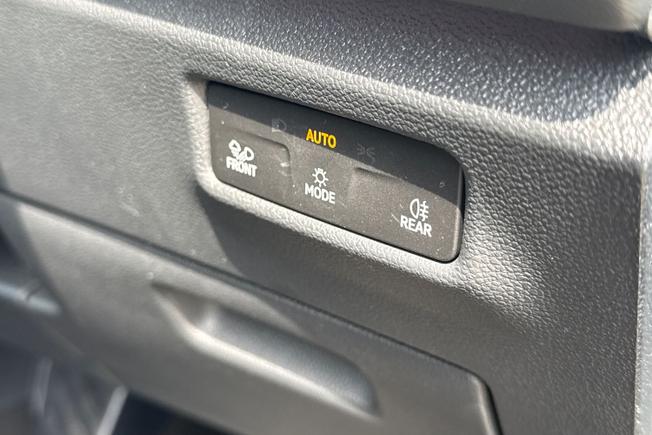 VOLKSWAGEN Tiguan Photo 24