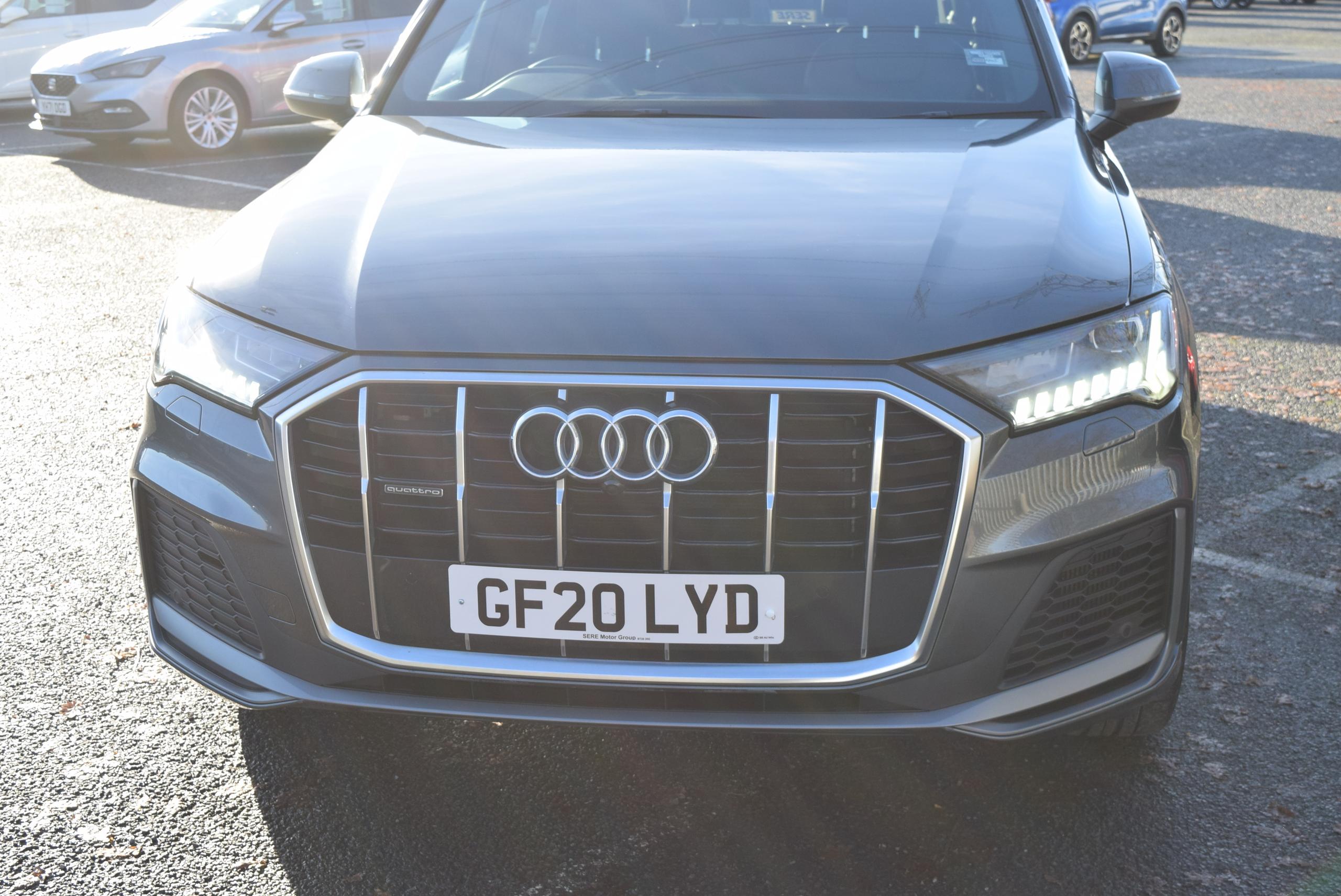 AUDI Q7 S line - Groupe Boucher