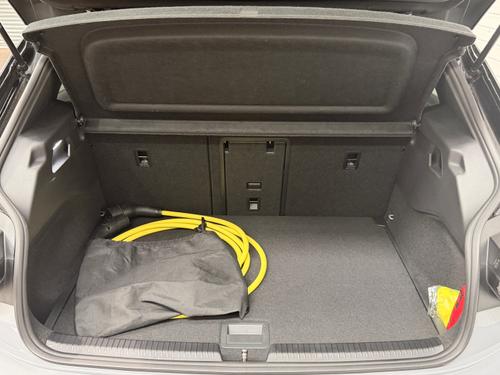 Volkswagen ID.3 Photo bdcc5b5a-a937-4604-bf2c-eb1f2e9b9d88.jpeg