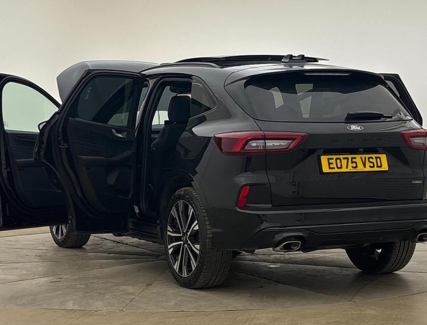 Ford Kuga Photo bdccac95-1cd1-446f-aff4-a0ca6b7d0d14.jpg