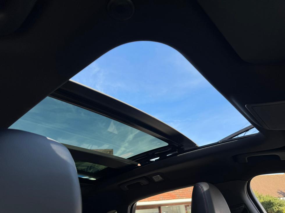 Ford Kuga Photo bdd12d55-3d59-49fe-9c6f-8428325d6fea.JPEG