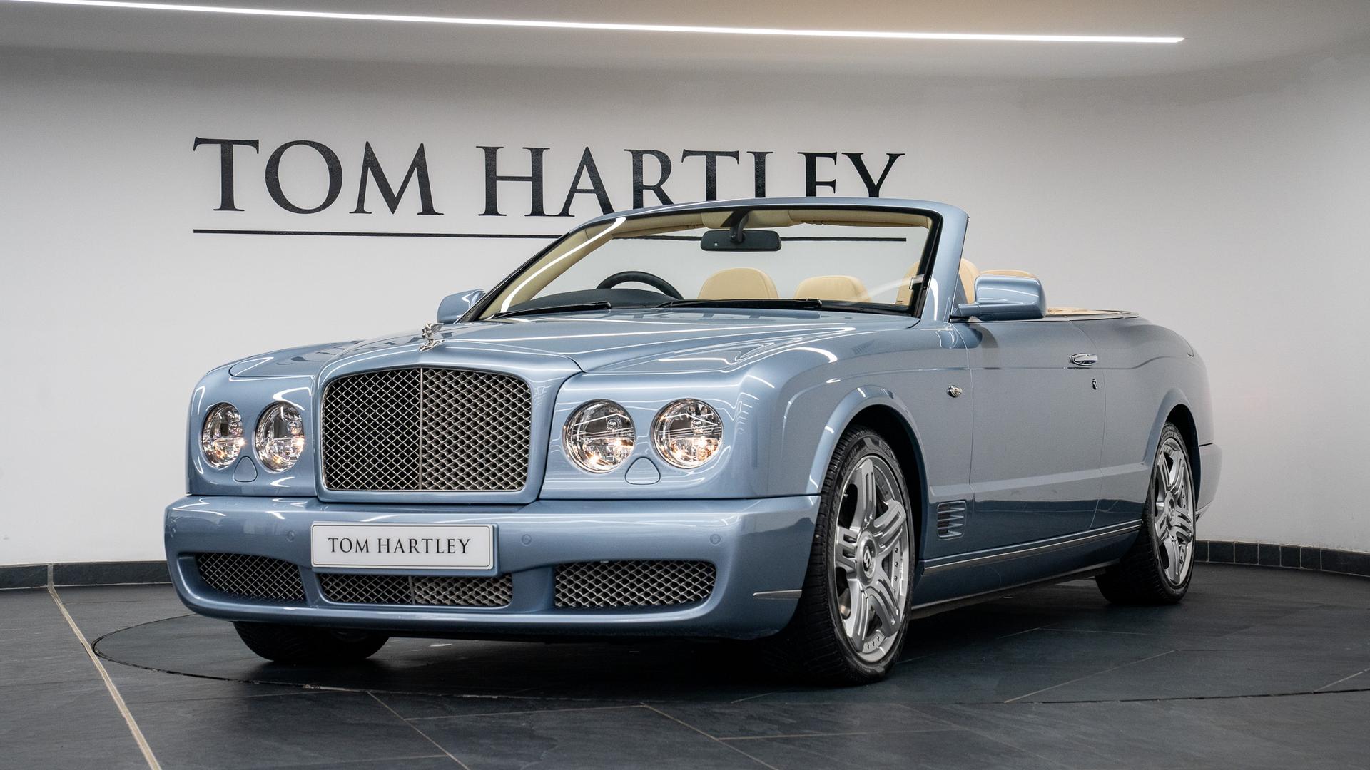 Bentley Azure T Photo bdf0b0d9-0b5b-48ed-b1a1-73183414a87f.jpg