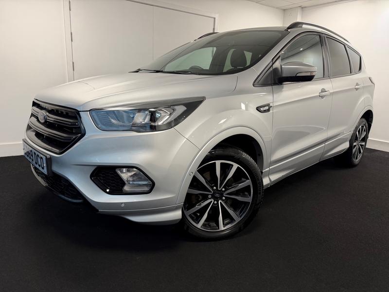 Ford Kuga Photo bdf1a1c2-3141-4a6b-a016-b8bbbe82ecae.jpg