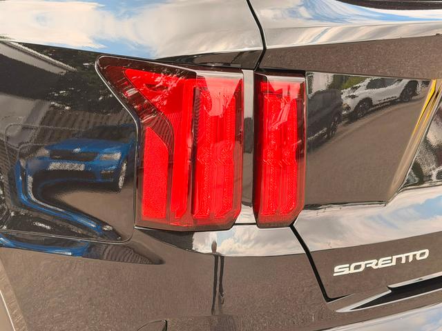 Kia Sorento Photo be1675cc-8dc9-4d39-9b3a-ec0f6aa60c6c.jpg