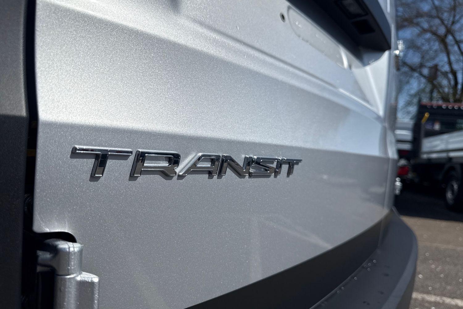 Ford TRANSIT CONNECT Photo 21