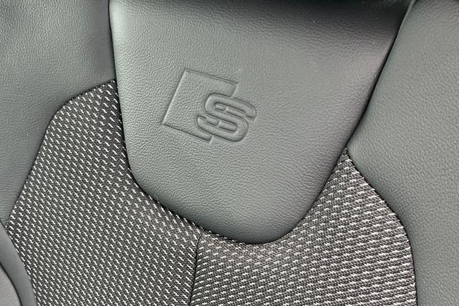 AUDI Q2 Photo 36