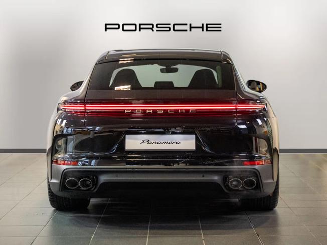 PORSCHE Panamera Photo 10
