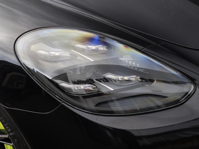 PORSCHE Panamera Photo 28