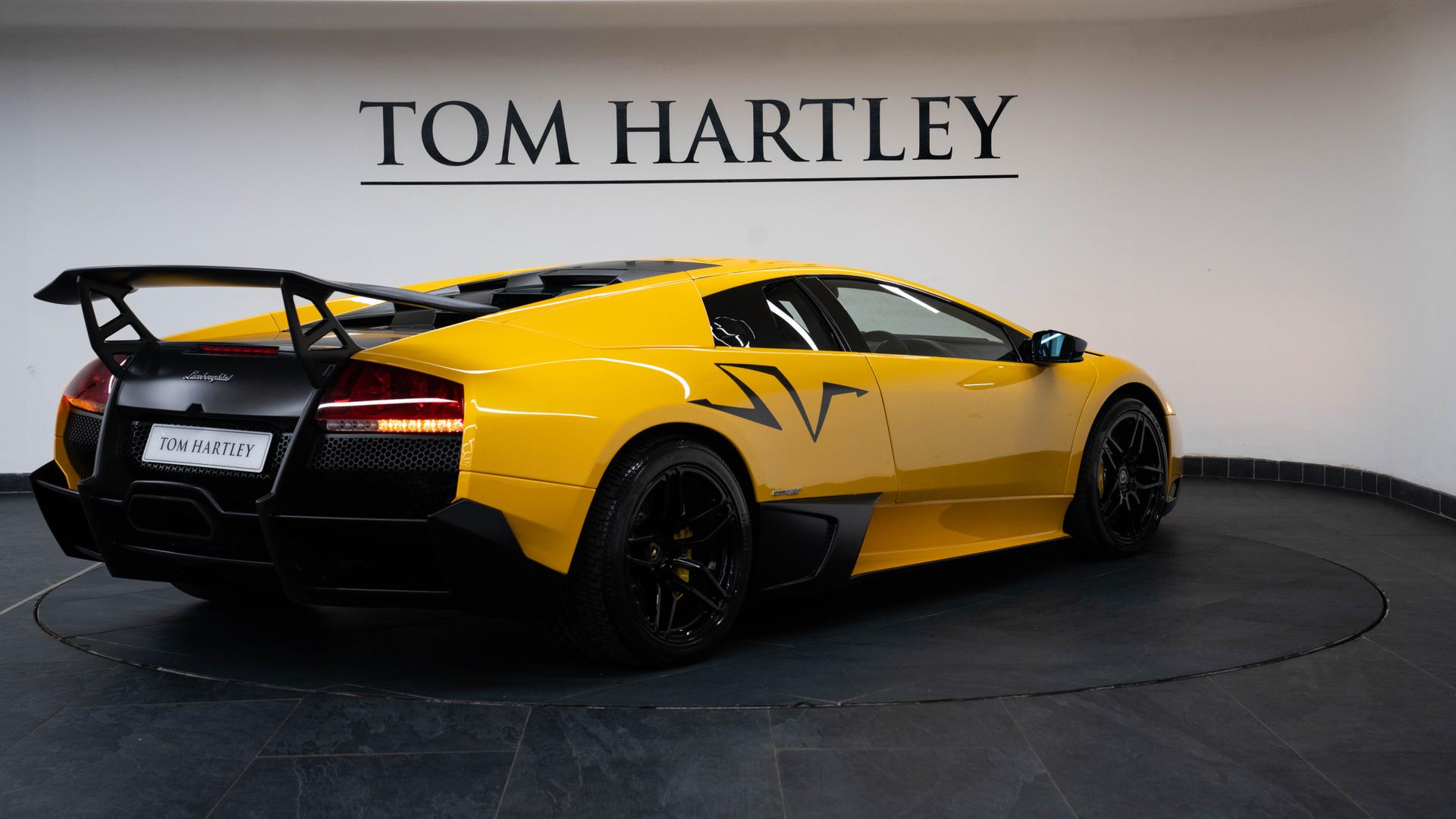 LAMBORGHINI Murcielago Photo be590cc1-fad1-449d-98e0-58c14e0196c5.jpg