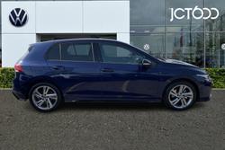 VOLKSWAGEN Golf Photo 5