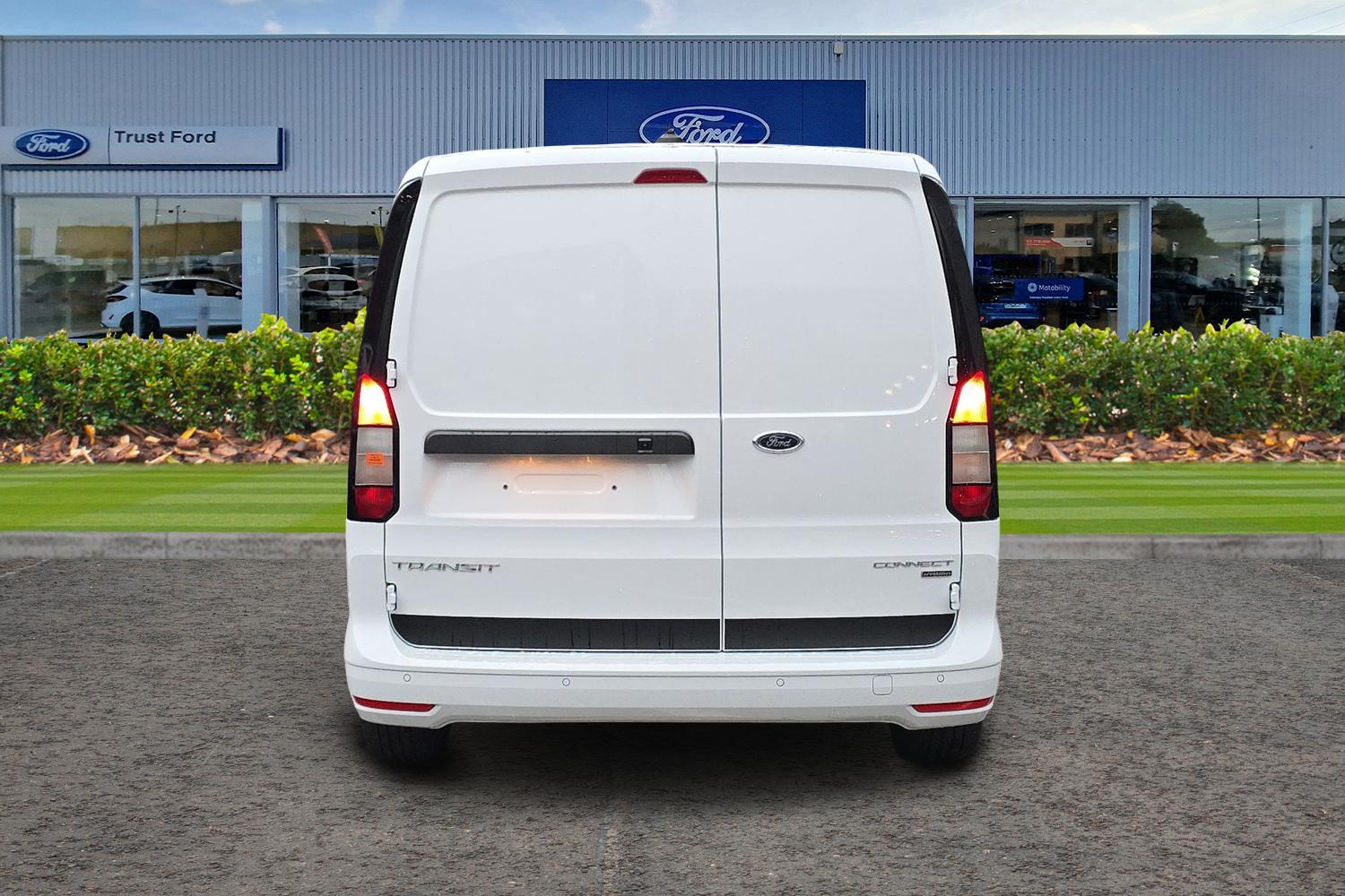 Ford TRANSIT CONNECT Photo 13