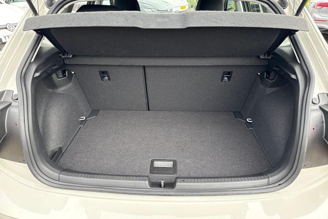 Volkswagen Polo Photo 9