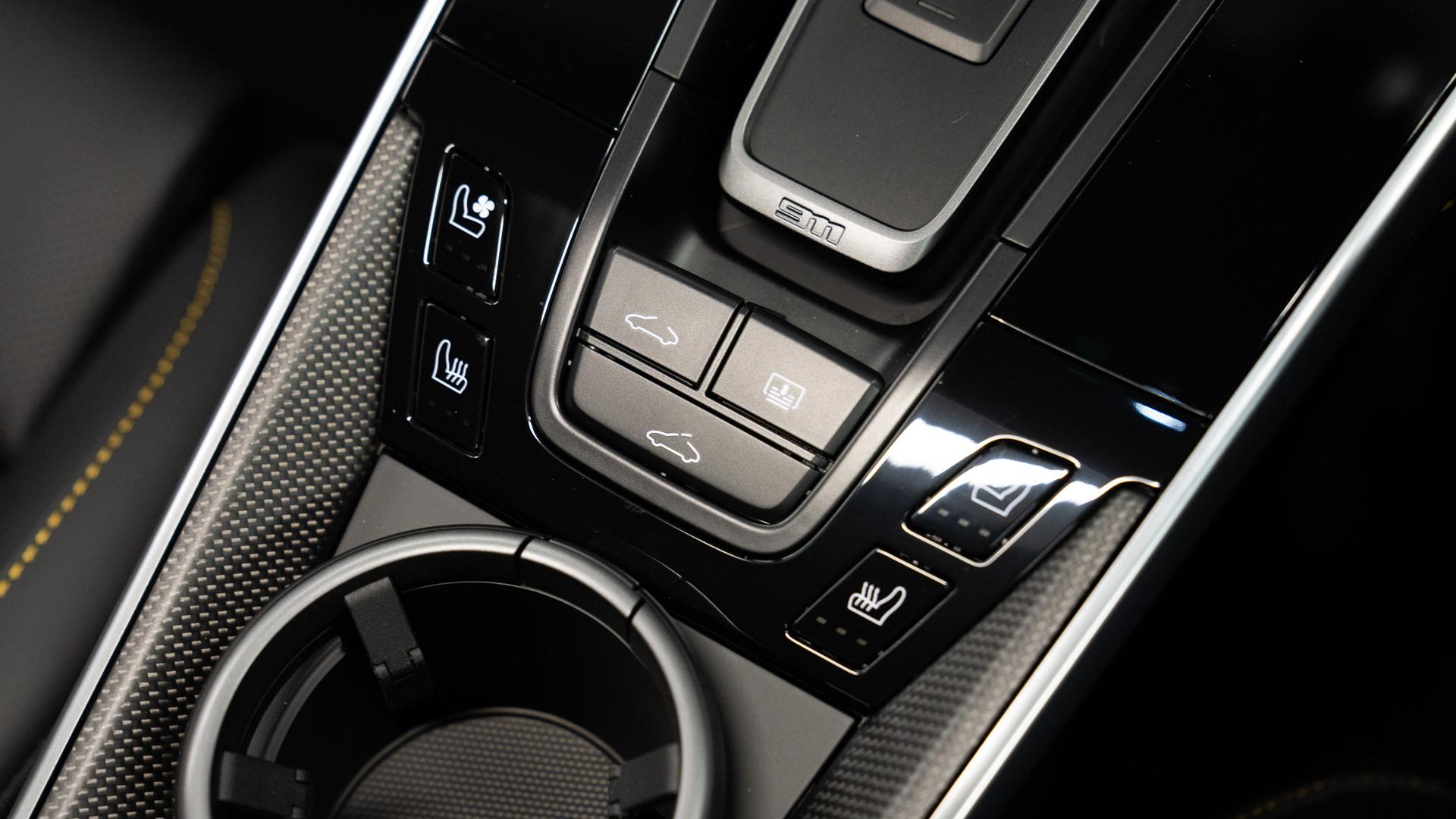 Porsche 911 Photo be6072ec-322b-4836-b31c-de101ff1d3cc.jpg