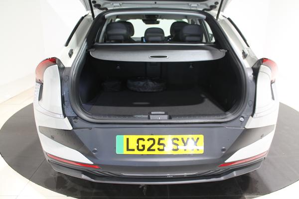 Kia EV6 63kWh Wave Hatchback 5dr Electric Auto (167 bhp) Photo 9