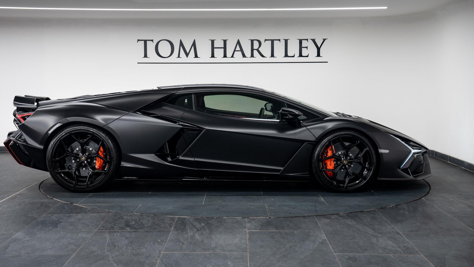 LAMBORGHINI Revuelto Photo be6be222-ce1d-48fe-be0b-a4f700780def.jpg