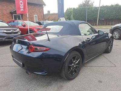 Mazda MX-5 Photo 2