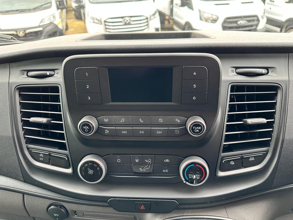 Ford Transit Photo be73ed11-c7b7-46f3-99a8-88d9cb578732.jpg